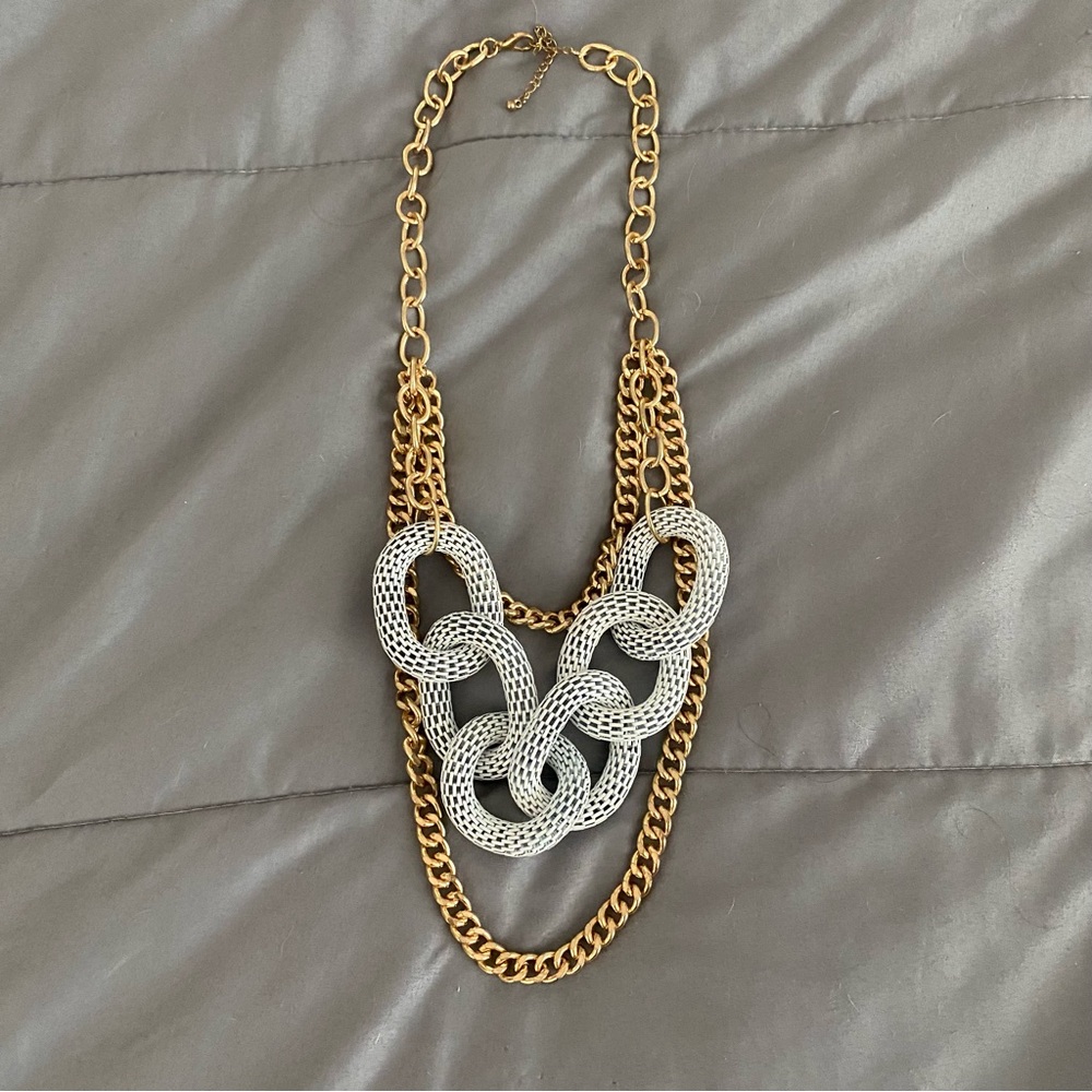 Women’s Fashion Necklace